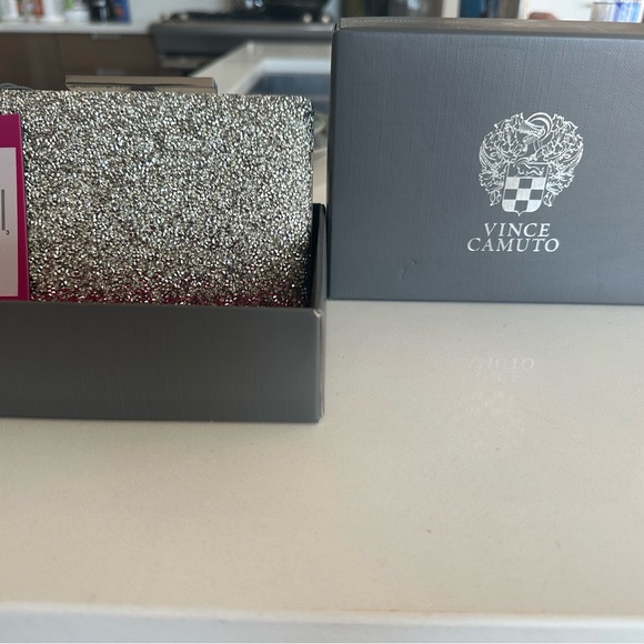 Brand new Vince camuto clutch. - Picture 4 of 5